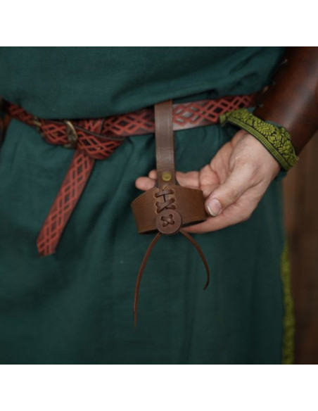 Vikinge drikkehorn med læder baldric