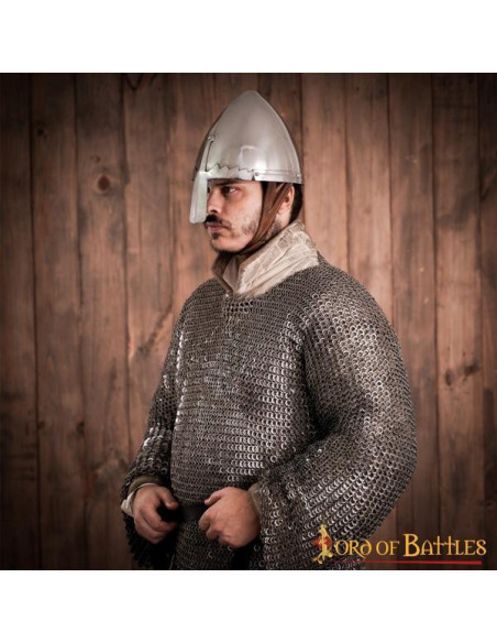 Mittelalterlicher Helm des Heiligen...