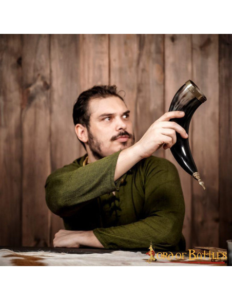 Cuerno vikingo para beber modelo...