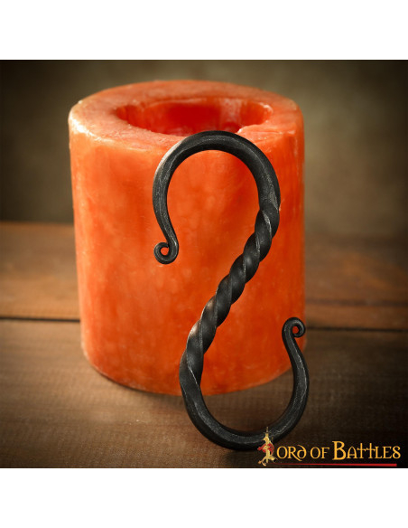 Gancho medieval para colgar...