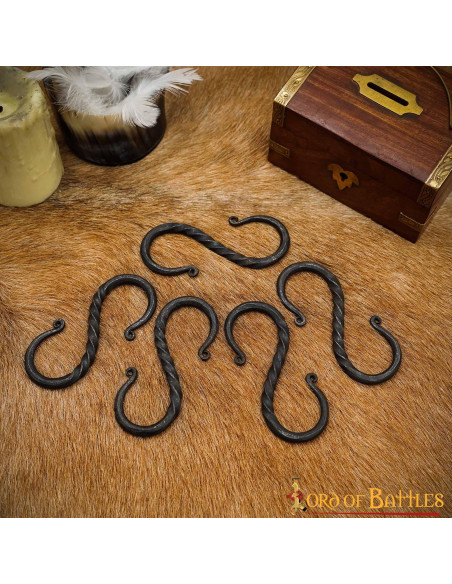 Middeleeuwse haak voor het ophangen...