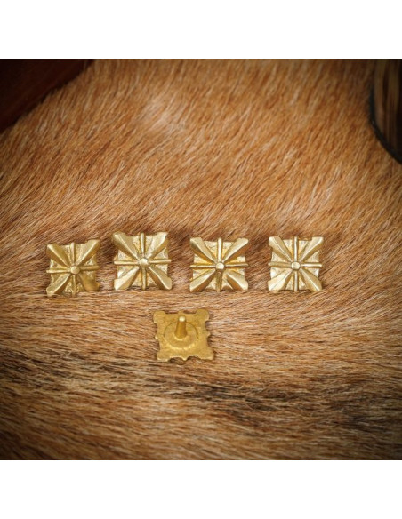 Sæt med 5 middelalderbeslag i massiv...