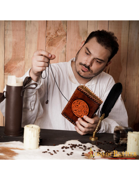 Middeleeuws dagboek met Keltische...