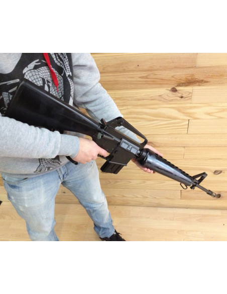 Sturmgewehr M16A1, USA 1967. Dekorativ.