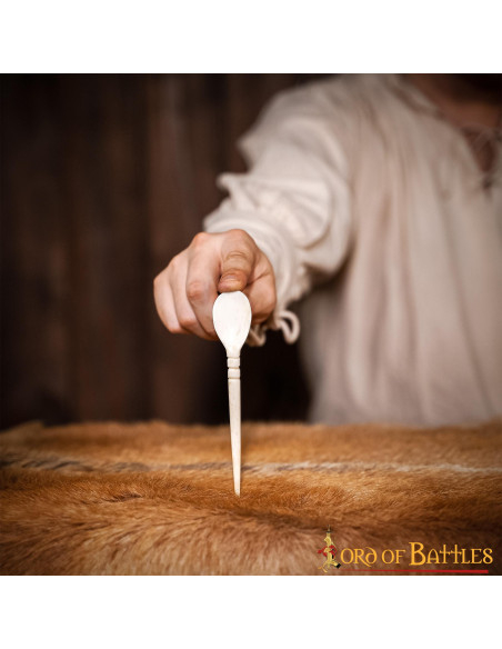 Set van 2 Romeinse lepels van been...