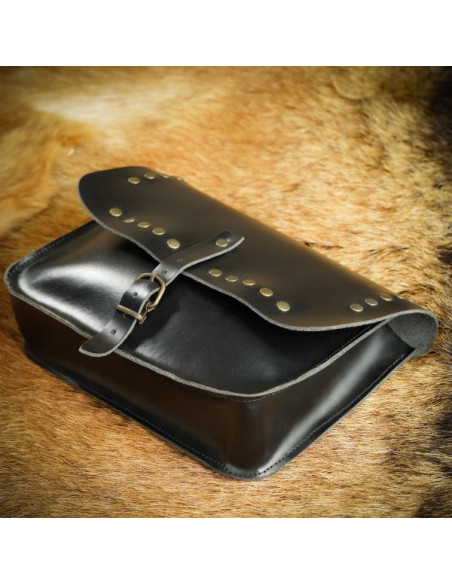 Bolso medieval cuadrado con chapones