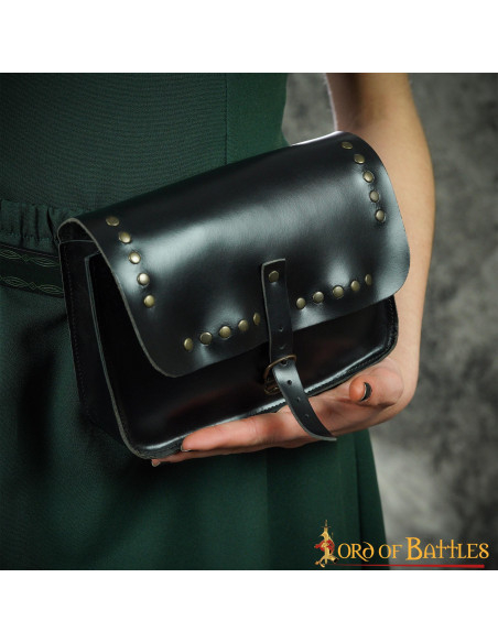 Bolso medieval cuadrado con chapones