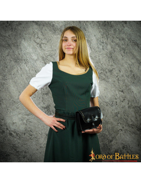 Bolso medieval cuadrado con chapones