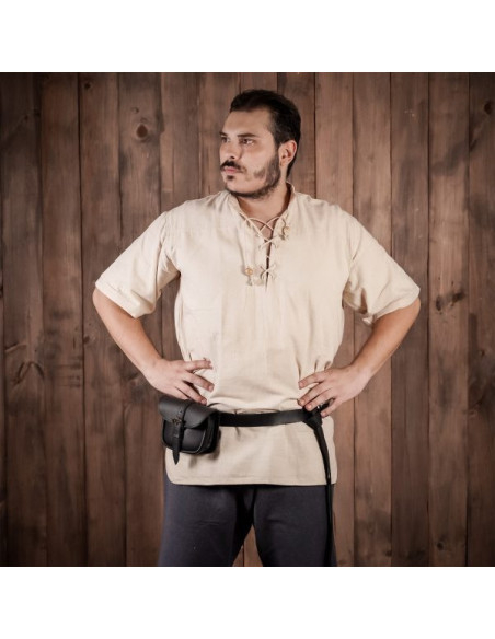 Lædertaske med keltisk messingspænde