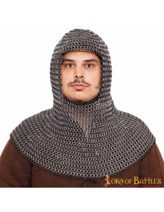 Almófar medieval con anillas de aluminio