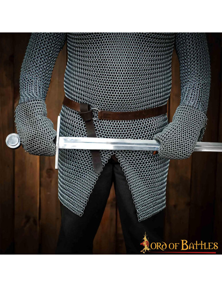 Middelalderluffer med ringbrynje