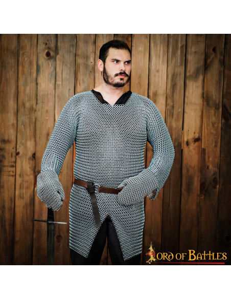 Middelalderluffer med ringbrynje