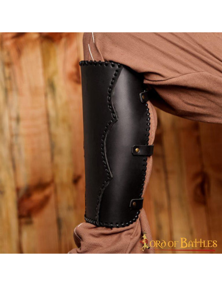 Grebas medievales en cuero con...