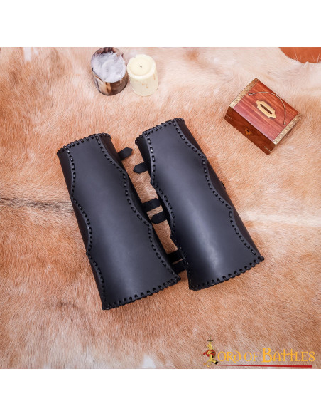 Grebas medievales en cuero con...