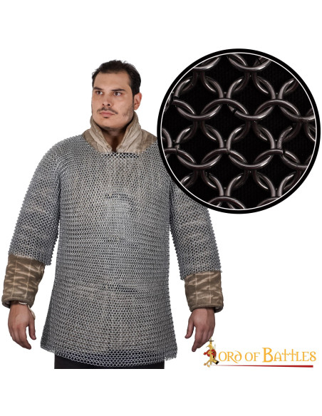 Middelalderlig Haubergeon ringbrynje,...