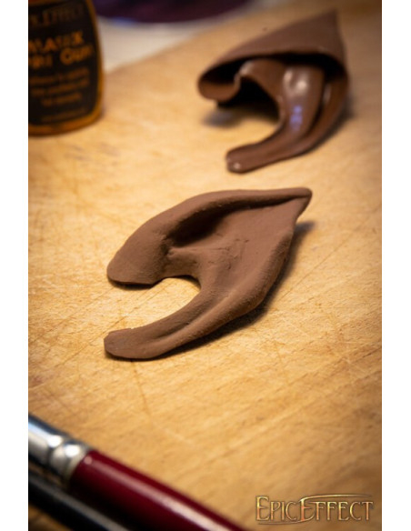 Dunkelelfenohren spitz, klein