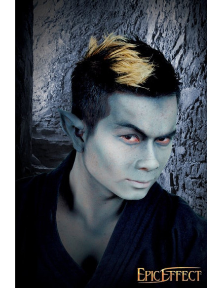 Mørke alfeører spidse, små