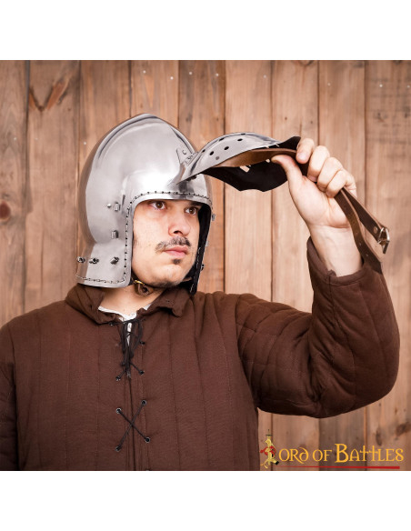 Kampfbereite Basinette mit Visier,...