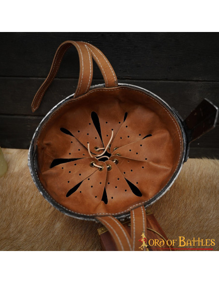 Vikinghelm met neus Spanghelm, met...