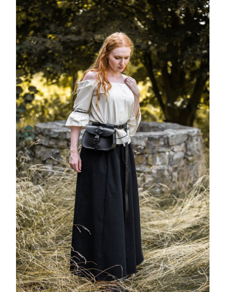Blusa medieval crema con bordados