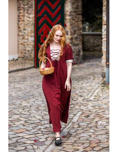 Mittelalterliches Sommerkleid mit Spitze