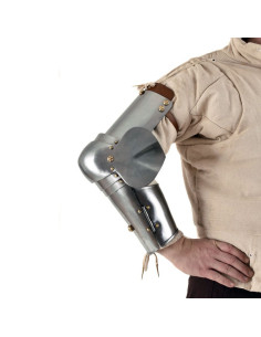 Mittelalterliche Rüstung für die Waffen