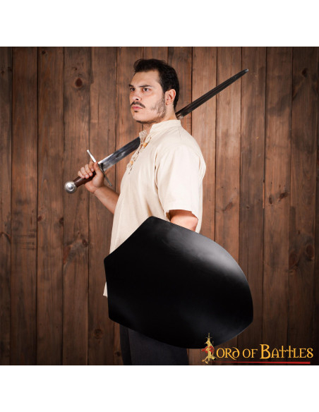 Glatter schwarzer mittelalterlicher...