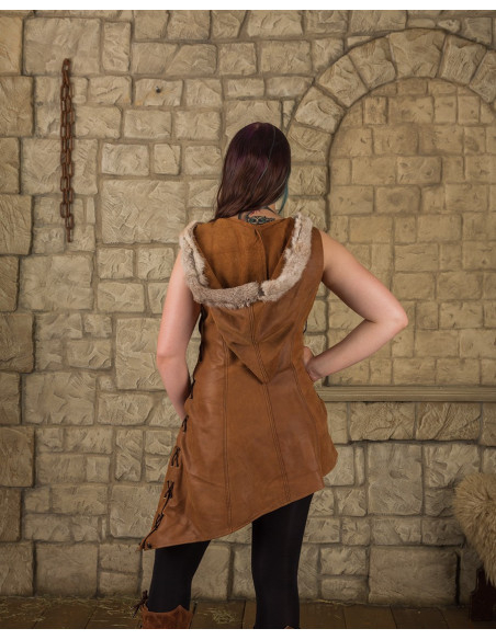 Vestido medieval con capucha modelo...