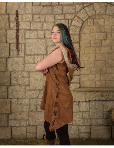 Vestido medieval con capucha modelo...