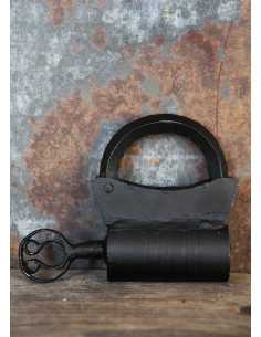 Middeleeuws smeedijzeren hangslot (11x4 cm.) 2