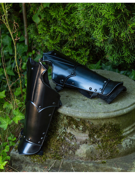 Middeleeuwse Fafnir-model bracers,...