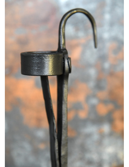 Middelalderhåndsmedet bordkandelaber...