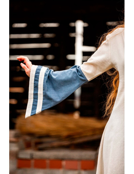 Dorothea model middeleeuwse jurk,...