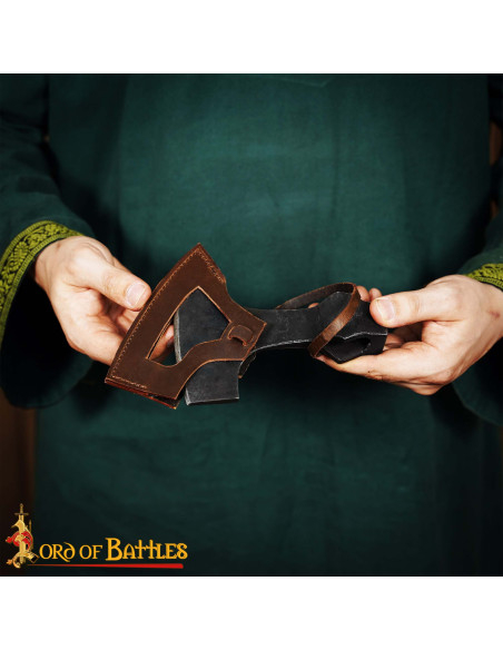 Hacha vikinga acero con funda de...