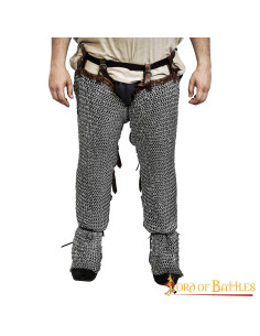 Stahlkettenhemdhose mit 6 mm Ringen.