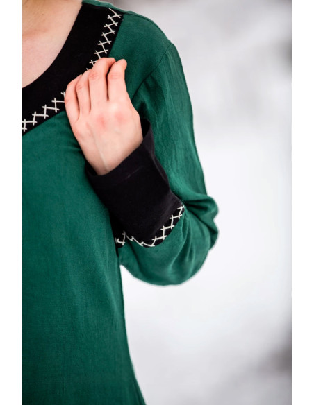 Vestido vikingo largo Freya, color verde Vestido vikingo largo Freya, color verde