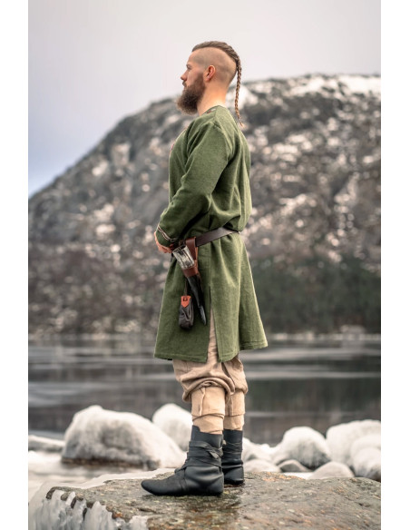 Snorri Vikingtuniek met...