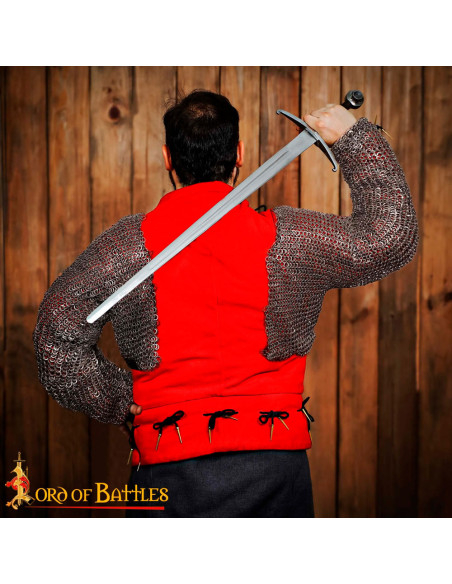 Netzschultern und Ärmel mit flachen,...