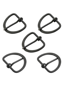 Set mit 5 mittelalterlichen handgeschmiedeten Eisenschnallen 2