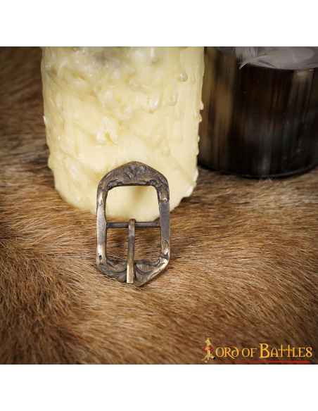 Set de 3 hebillas medievales en latón...