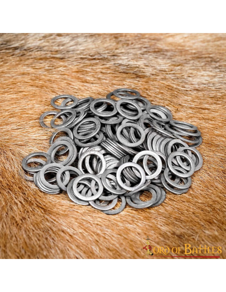 Massive Flachringe aus poliertem...