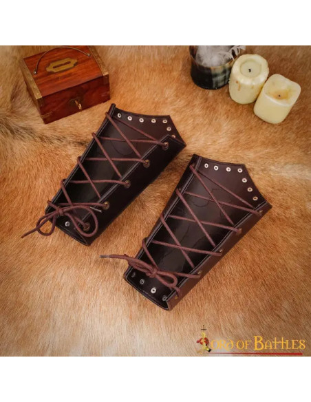 Middelalderlige læderbøjler symbol på...