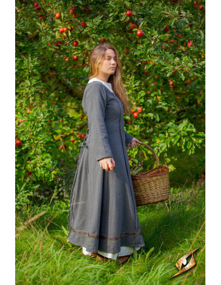 Skandinavisches Kleid aus der...