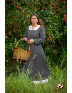 Scandinavische jurk uit de Vikingtijd, Estrid-model...