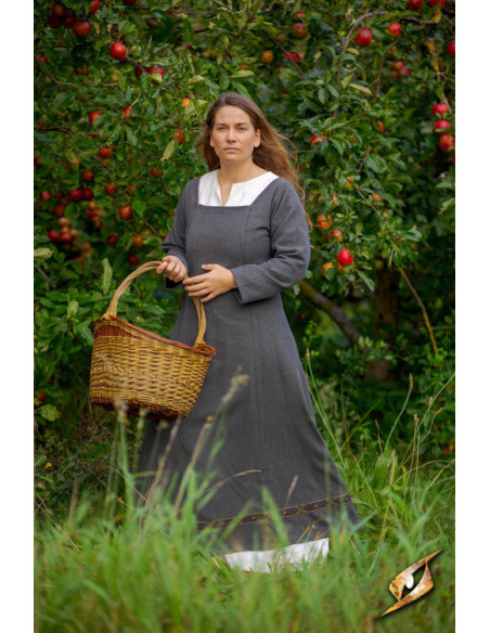 Skandinavisches Kleid aus der...