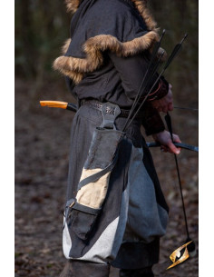 Carcaj medieval de los Cazadores Salvajes, gamuza
