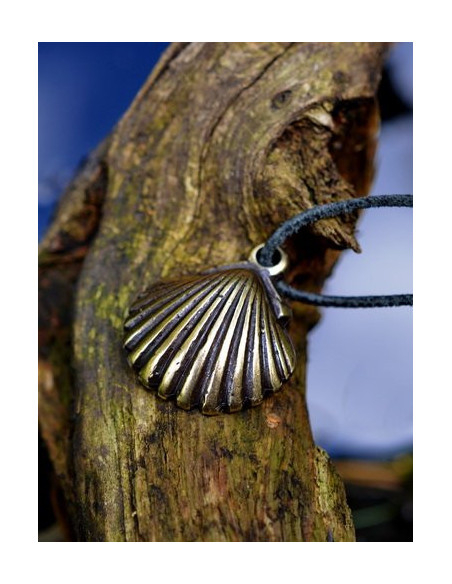 Middelalderlig pilgrimsskal vedhæng...