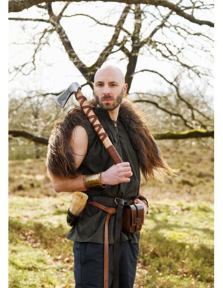 Middelalderlig ærmeløs skjorte model...