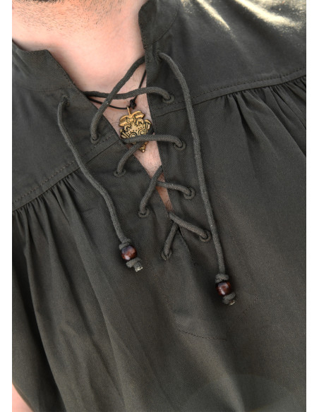 Middeleeuws mouwloos shirt model...