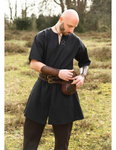 Túnica medieval manga corta modelo Jasper, negro 2
